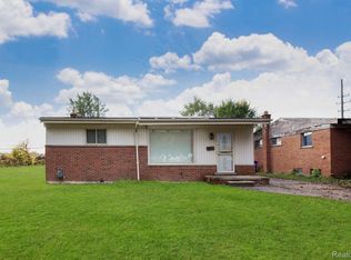 22663 Fullerton St, Detroit, MI 48223
