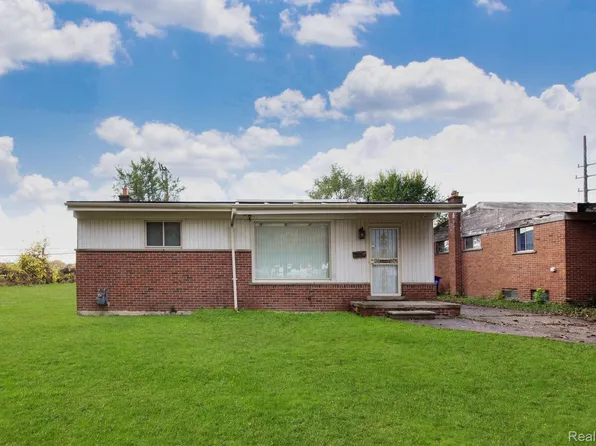 22663 Fullerton St, Detroit, MI 48223