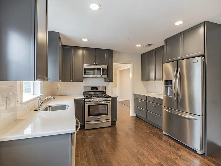 8904 Spur Rd — Photo 4