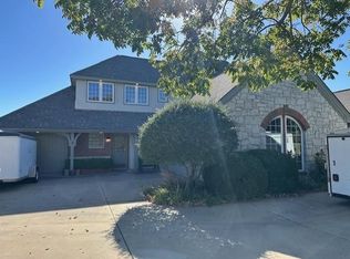 3120 Cadet Rd, Ponca City, OK 74604