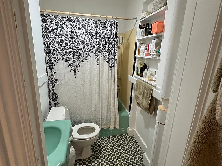 88 W Cedar St #12 — Photo 8