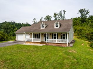 946 Dingus Hollow Rd, Castlewood, VA 24224