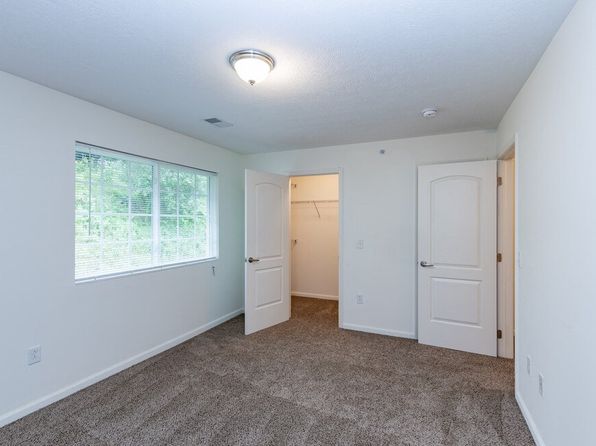 400 Hidden Ridge Ct #400103