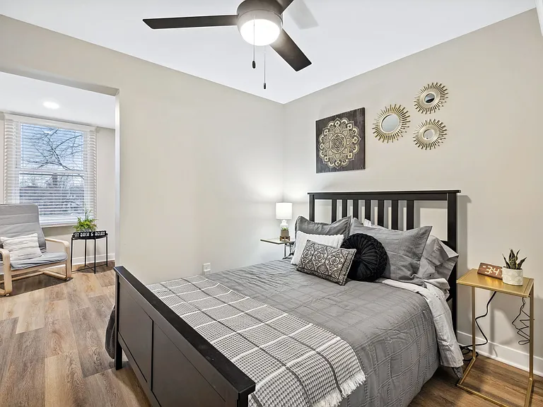 5360 Julian Ave #F — Photo 11