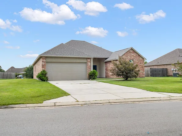13821 Cantebury Ave, Denham Springs, LA 70726