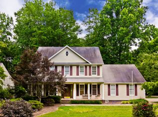 104 Forestview Dr, Elon, NC 27244