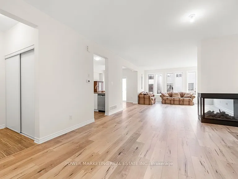 69 Defence St — Photo 8