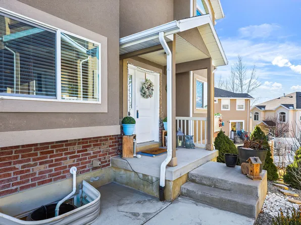 842 N Sapphire St, Morgan, UT 84050