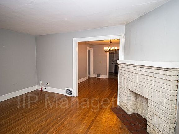 5th image of 2161 Carabel Ave #2163