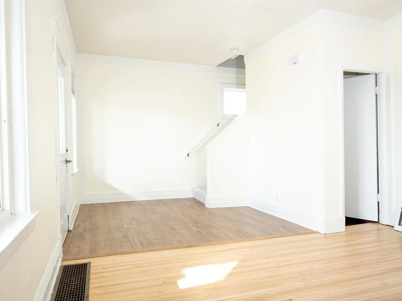 3 bed, 1122 sqft, $1,775 — Photo 4