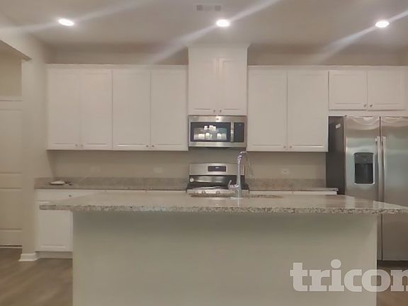 5th image of 313 Knowles Pl