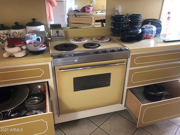 3rd image of 10948 W Coggins Dr