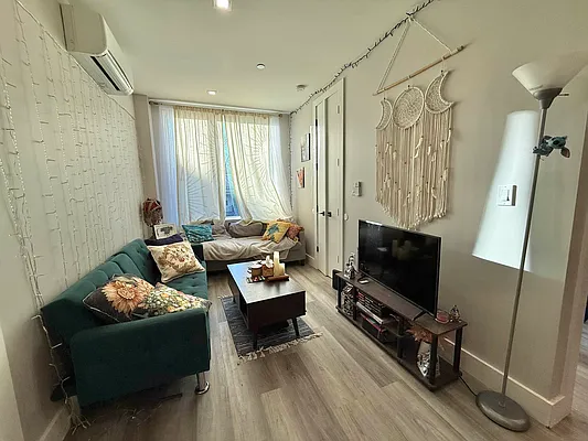 Rented by ERNY LLC | media 6