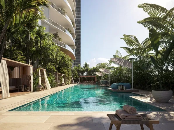 Brickell Avenue & SE #14, Miami, FL 33131