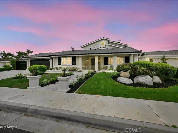 2972 Mindanao Dr, Costa Mesa, CA 92626