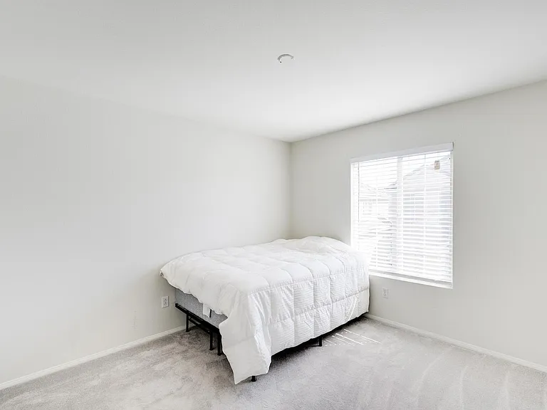 23315 Portland Ln — Photo 29