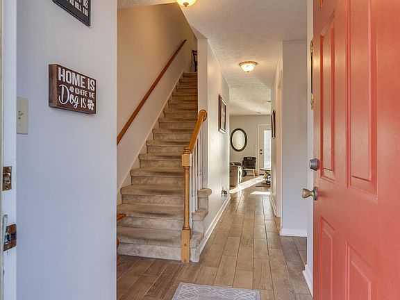 4th image of 461 Eastley Ct APT 4