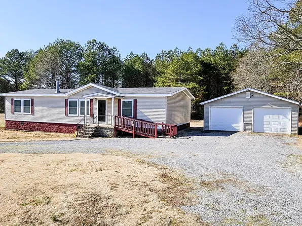 121 Sunrise Dr, Killen, AL 35645