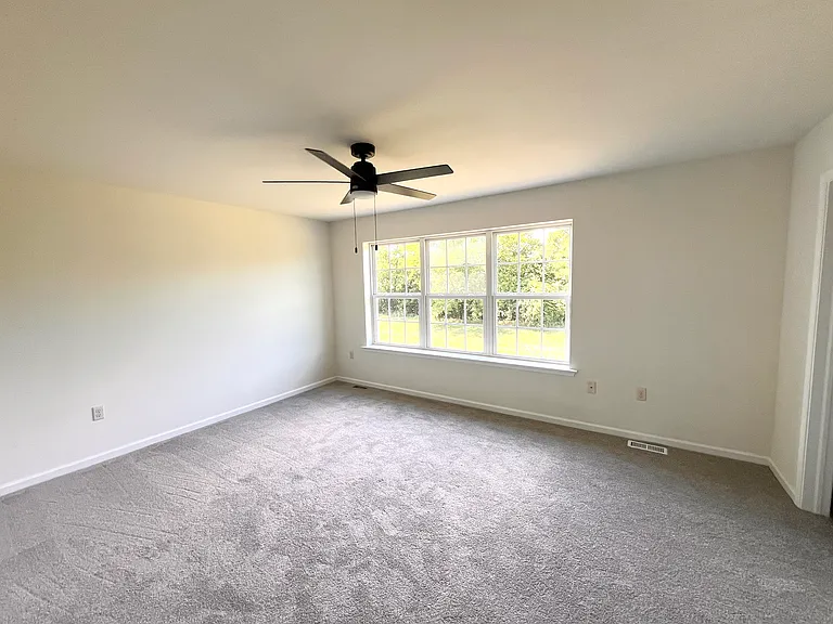 535 Marion Rd — Photo 10