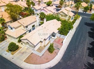 140 Countrywood Cir, Las Vegas, NV 89107