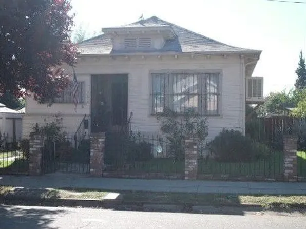 1316 E Church St, Stockton, CA 95205