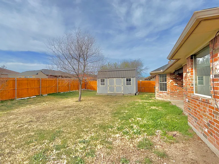 2107 Gail Dr — Photo 28