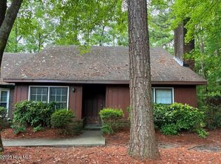 126 Oakmont Dr APT 13, Greenville, NC 27858