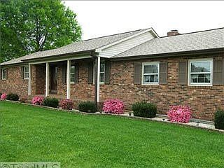 1st image of 300 Cliffwood Dr