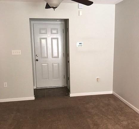 3rd image of 868 Blue Spruce Way