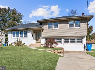 205 Avon Rd, Cherry Hill, NJ 08034