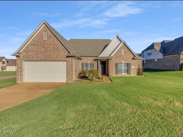 8754 Lezlarken Ln, Olive Branch, MS 38654