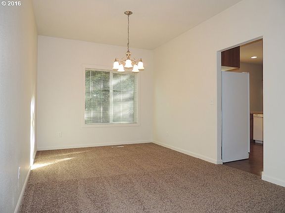 5th image of 12815 NE 49th Way