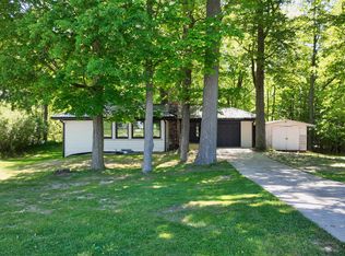 1351 Cedar Ct, Gladwin, MI 48624