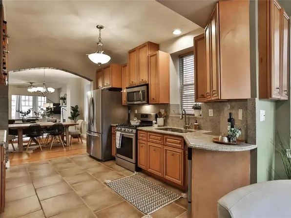 4009 Shaw Blvd, Saint Louis, MO 63110