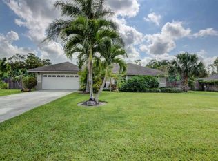 376 Old Country Rd S, Wellington, FL 33414