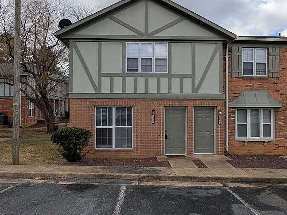 2nd image of 12 Holly Ct APT A