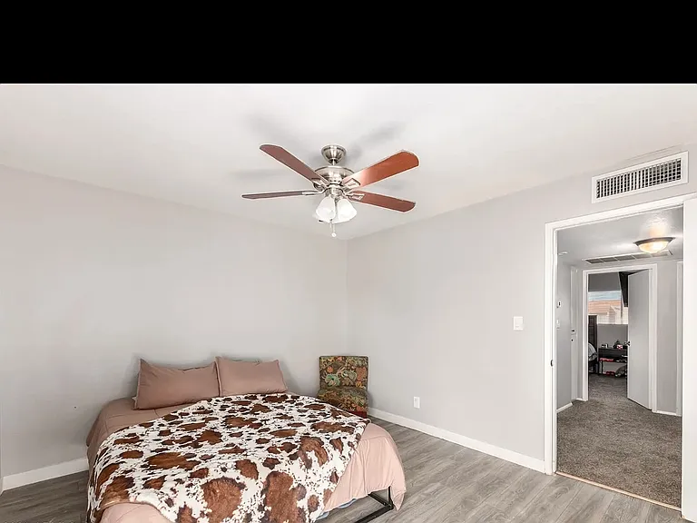 4759 W Marlette Ave — Photo 14