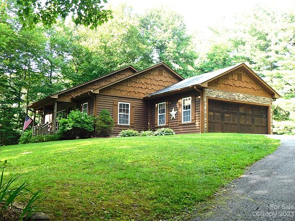 2nd image of 919 Balsam Dr #4-A