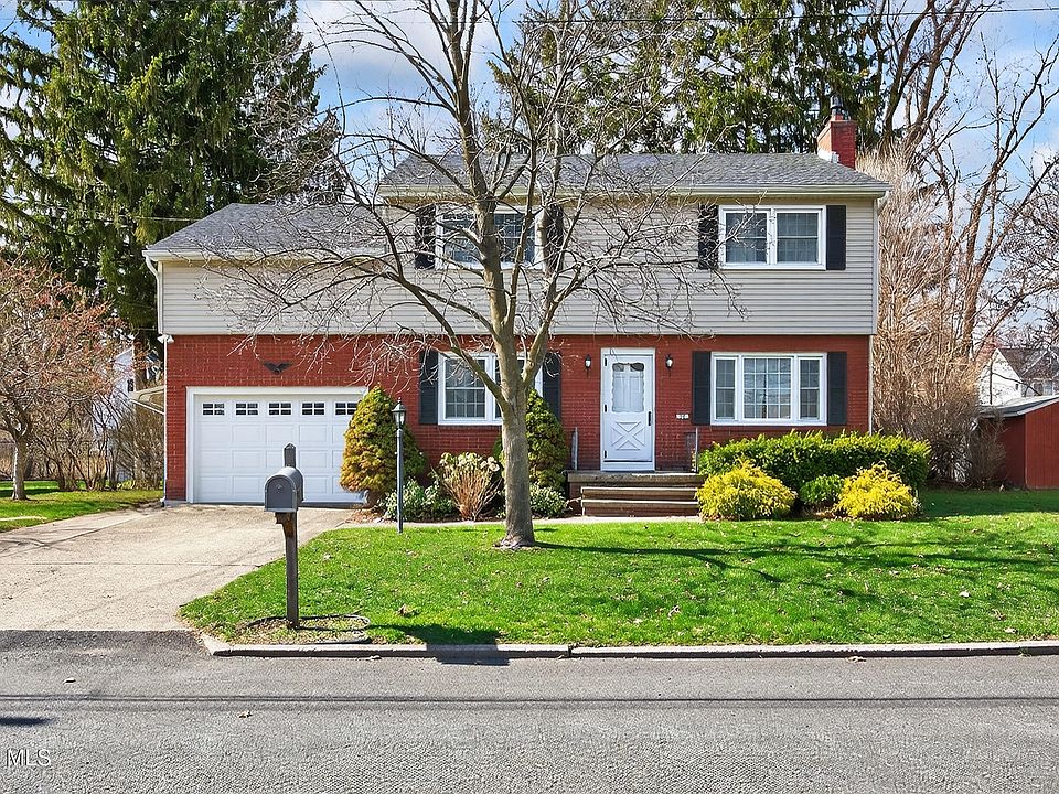 1st image of 25 Alfred Drive