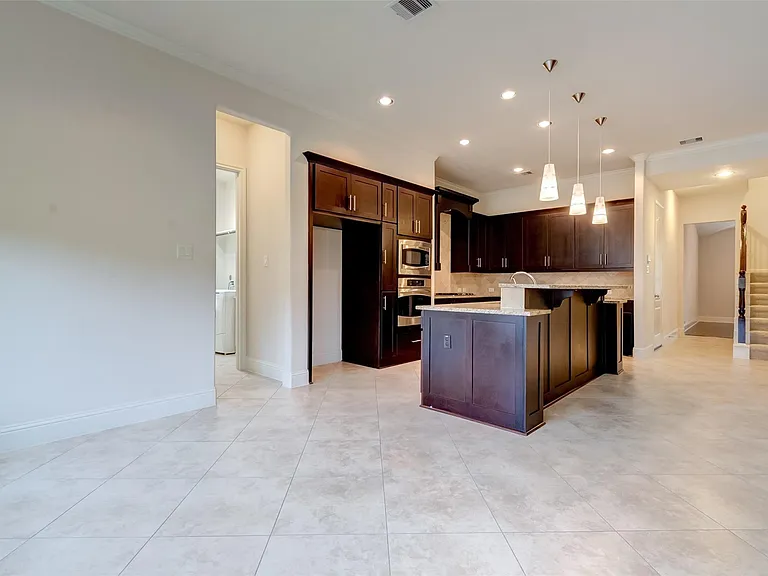 10307 Latta Creek Dr — Photo 21