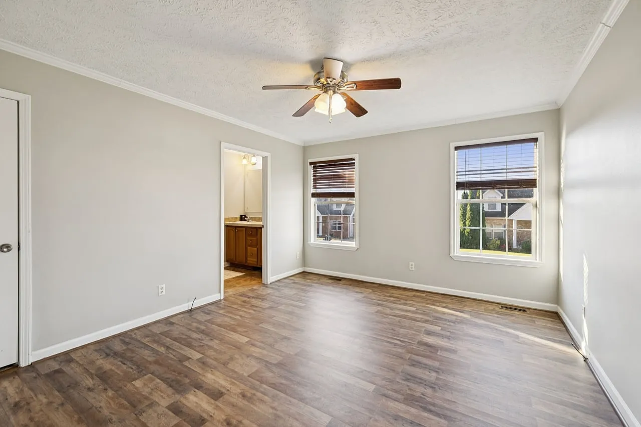 3 bed, 1550 sqft, $1,950 — Photo 4