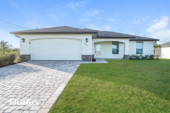 1st image of 2922 NW 25th St
