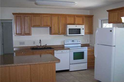 3rd image of 3752 25th Ave N