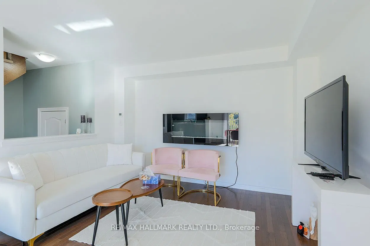 2 bed, $2,400 — Photo 4