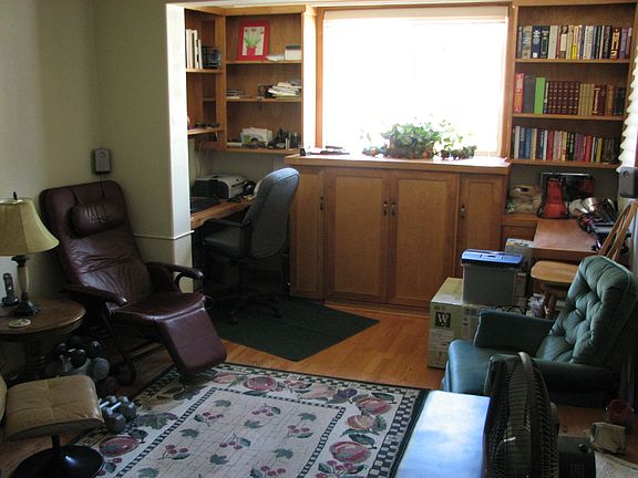 Den with Built-ins