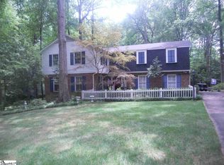 12 Hunting Hollow Rd, Greenville, SC 29615