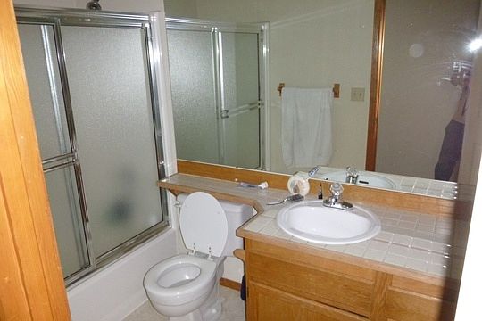 3rd image of 7012 53rd Pl NE