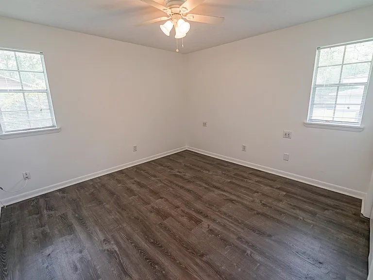 251 S Villas Ct #A — Photo 13