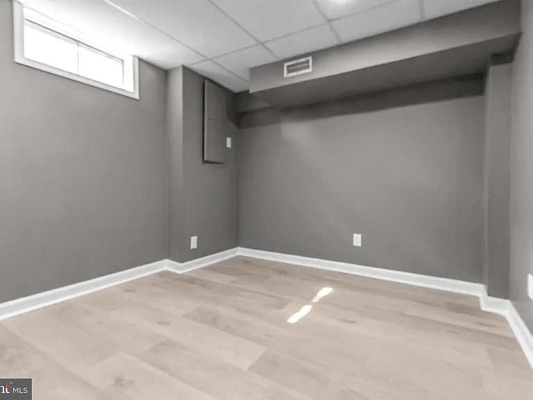 309 California Trl — Photo 18
