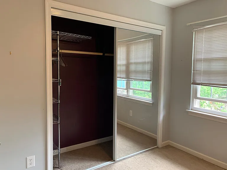 Closet in bedroom 2